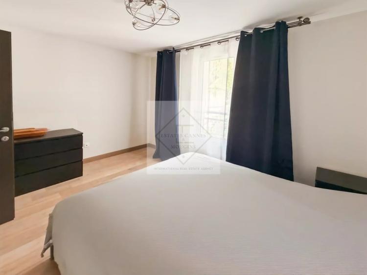 LOCATION ANNUELLE — BEAULIEU-SUR-MER