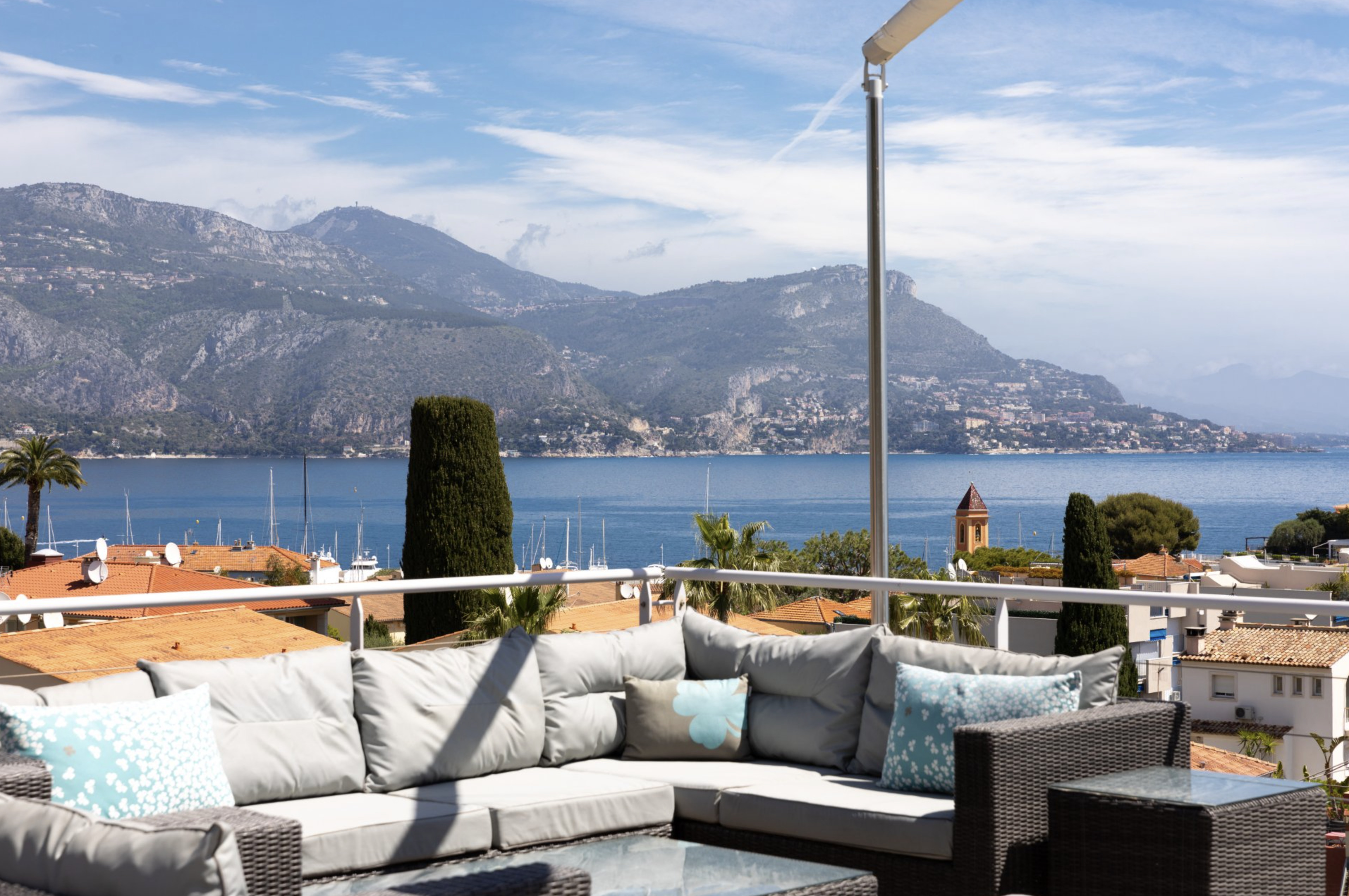 MAGNIFIQUE VILLA