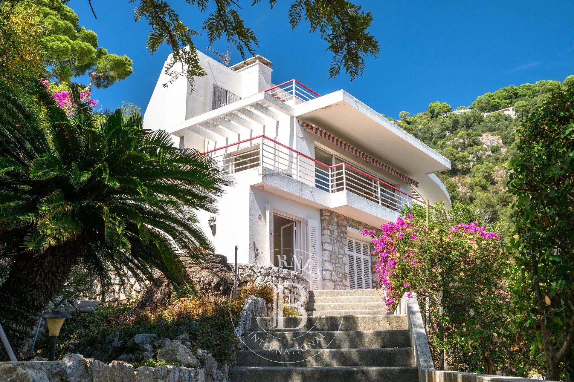 VILLEFRANCHE-SUR-MER - VILLA FAMILIALE - VUE PANORAMIQUE MER ET CAP-FERRAT