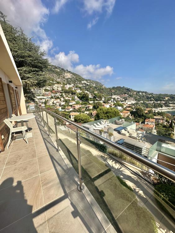 Villefranche-sur-Mer | Villa d’Exception avec Vue Panoramique Époustouflante sur la Rade | 6 Pièces