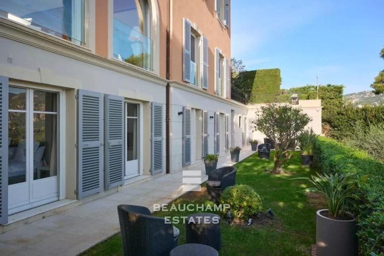 Villa 6 chambres avec vue mer et piscine sur le toit - Saint-Jean-Cap-Ferrat