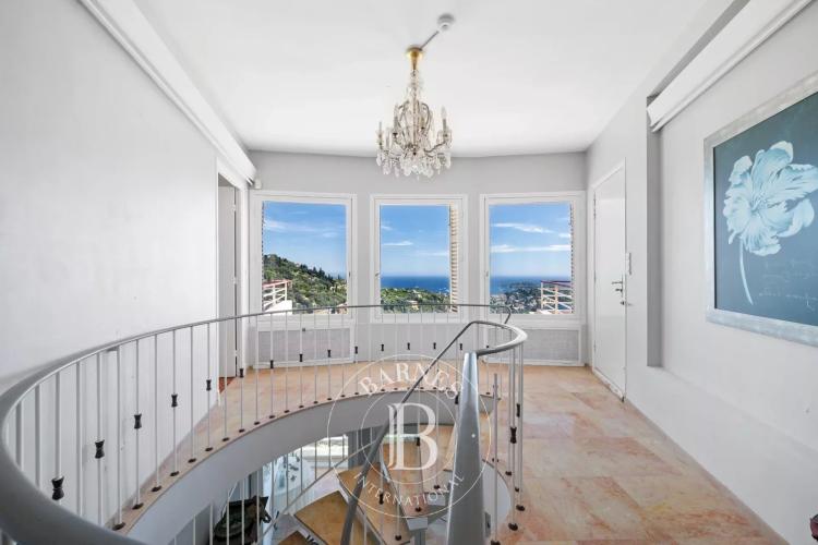 VILLEFRANCHE-SUR-MER - VILLA FAMILIALE - VUE PANORAMIQUE MER ET CAP-FERRAT