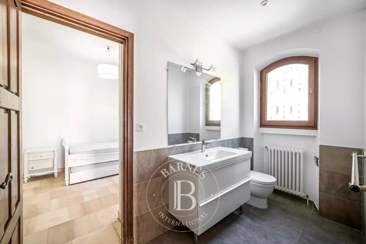 VILLEFRANCHE-SUR-MER - VINAIGRIER - TERRAIN 2 530 M² - VUE MER ET CAP-FERRAT