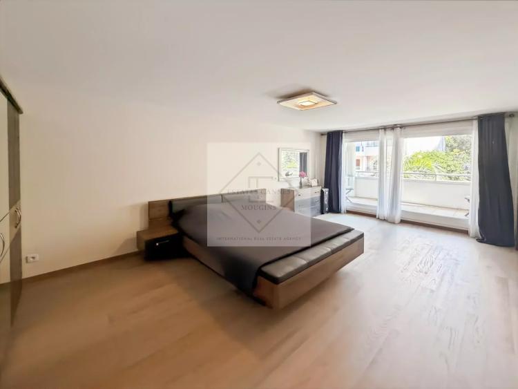 LOCATION ANNUELLE — BEAULIEU-SUR-MER