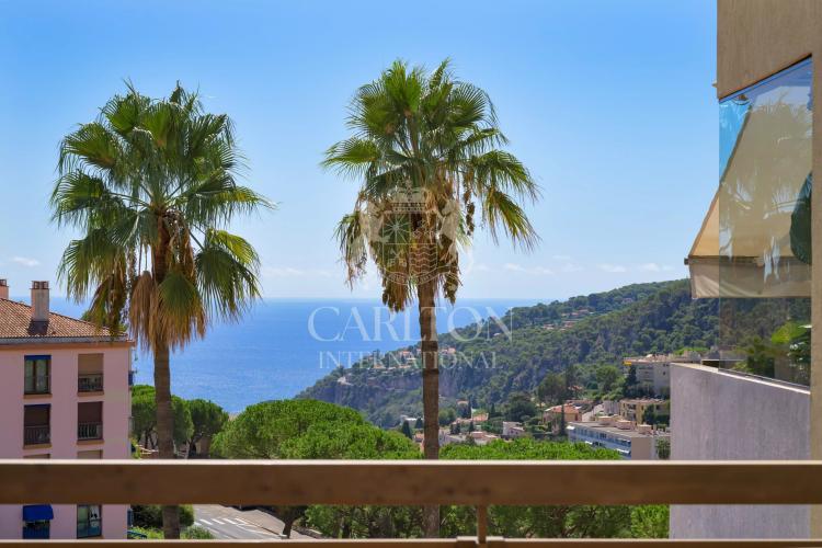 Appartement-Villa Duplex avec vue panoramique sur la mer entre Nice et Villefranche-sur-mer