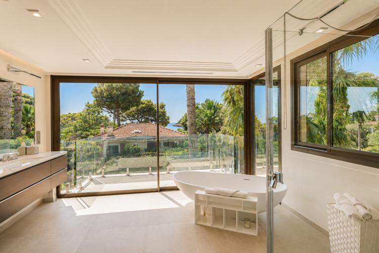 CO-EXCLUSIVITÉ - SAINT-JEAN-CAP-FERRAT - PROPRIÉTÉ D’EXCEPTION