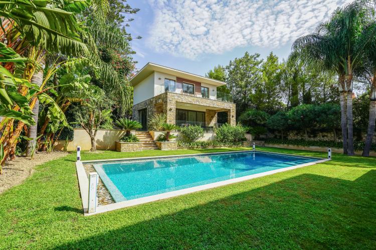 CO-EXCLUSIVITÉ - SAINT-JEAN-CAP-FERRAT - PROPRIÉTÉ D’EXCEPTION